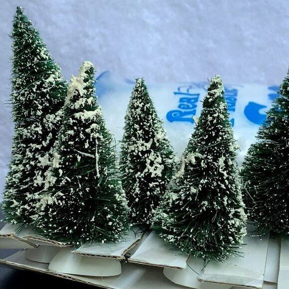 Dept 56 Village Trees and Snow, General Christmas Village Accessory - 1990s - Picture 4 of 10